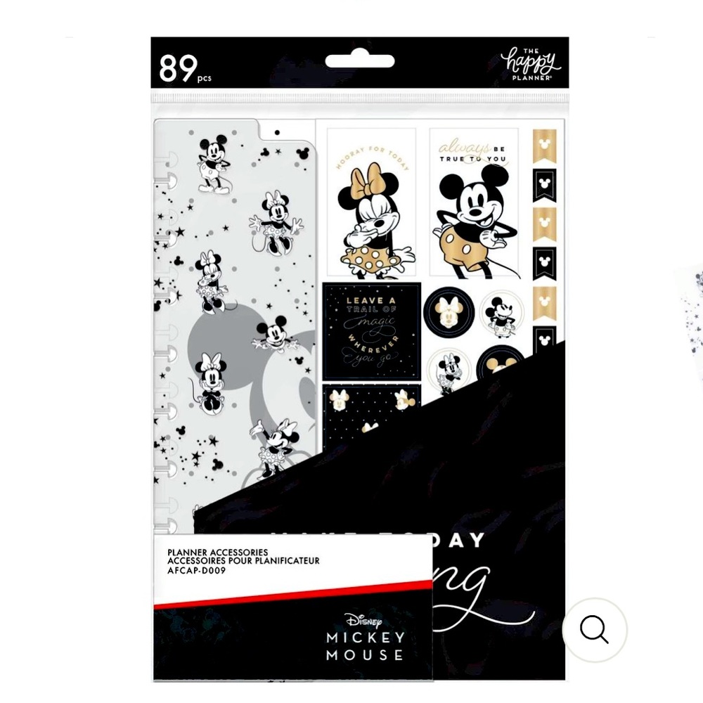 Mickey & Minnie Daily Classic Accessory Pack - 89 Piece Set